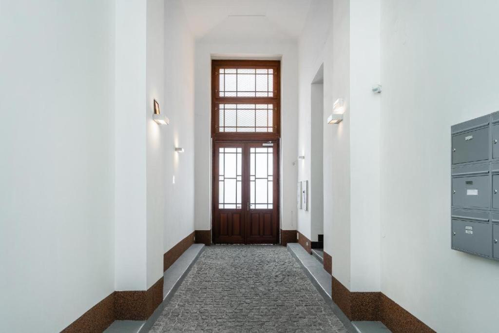 Ferienwohnung Nice Apartman In New Town Prag Exterior foto